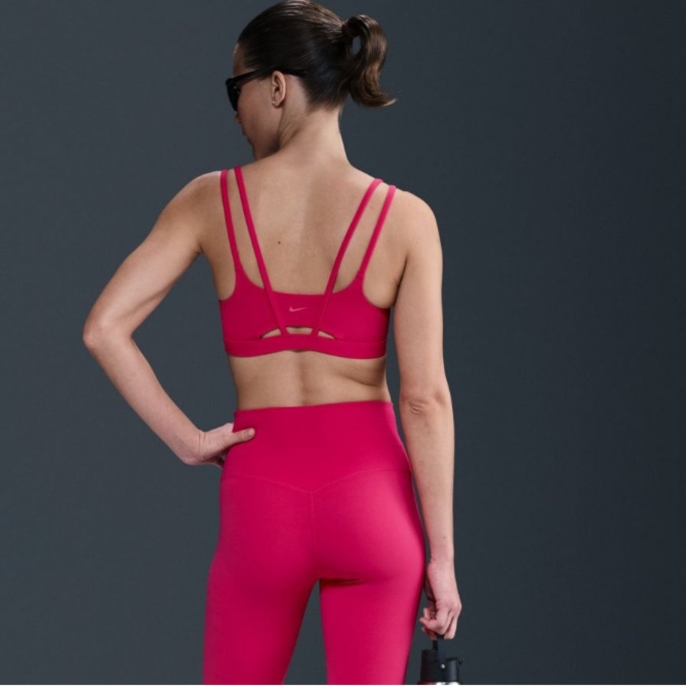 Nike Women's Zenvy Strappy Sports Bra - Picture 2 of 5